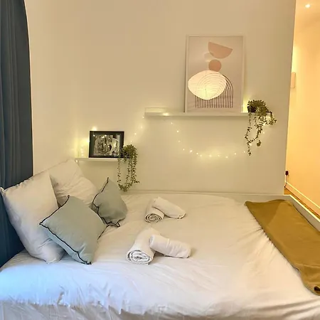New 422 Louis - Cosy Center Apartment *
