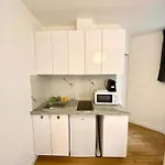 New 422 Suite Louis - Cosy Apartment Paris Center